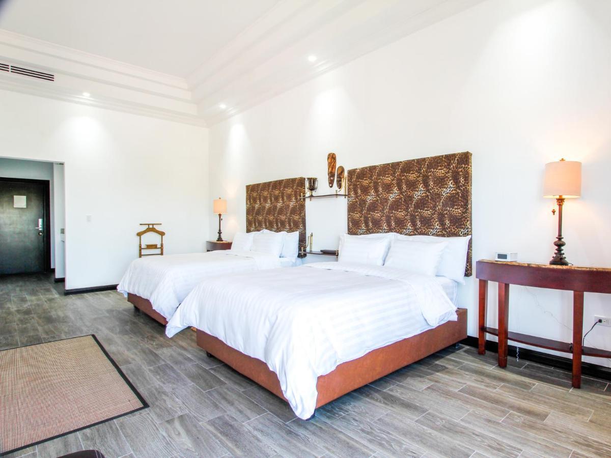 Hotel Boutique Villa Toscana Hermosillo Bagian luar foto